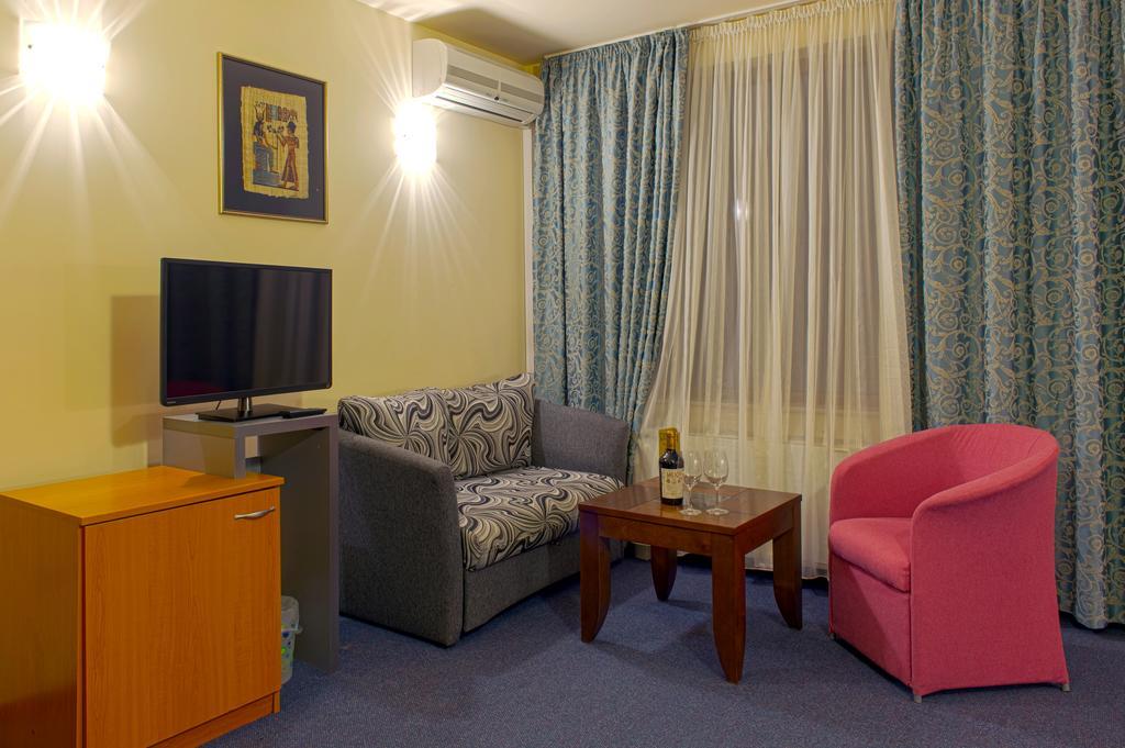 Hotel Luxor Melnik  Esterno foto
